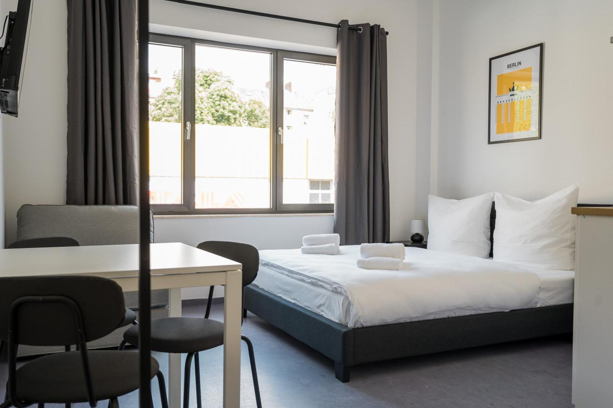 Apartmenthaus Berlin Neukoelln — Photos 3